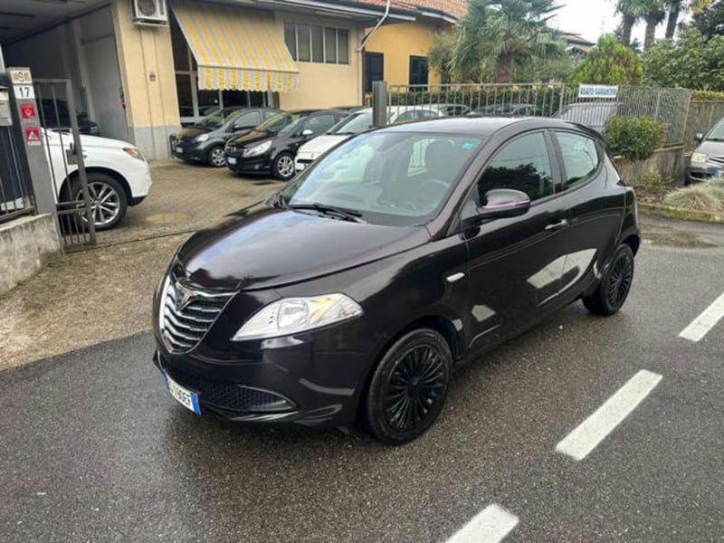 Lancia Ypsilon 1.2 69 CV 5 porte Platinum