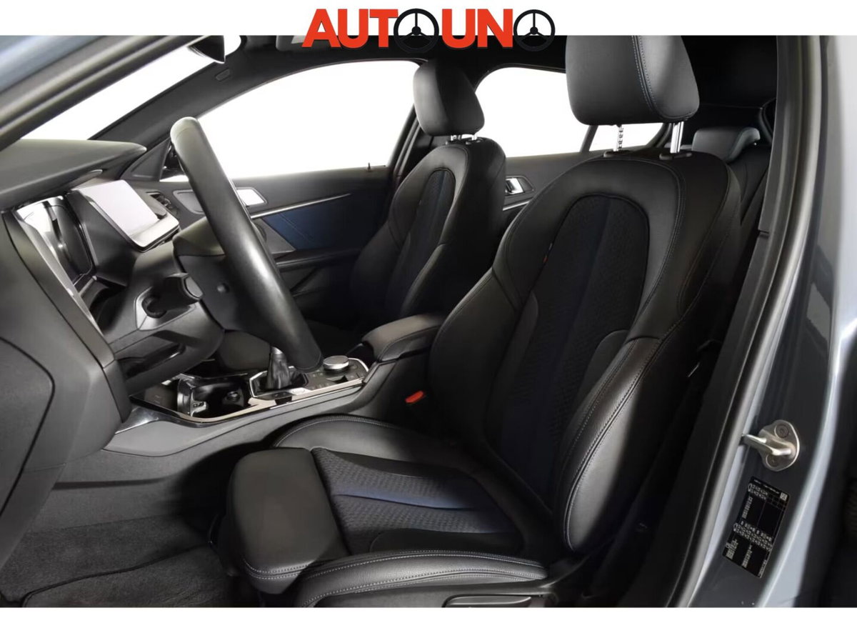 BMW Serie 1 118i 5p. Msport (3)