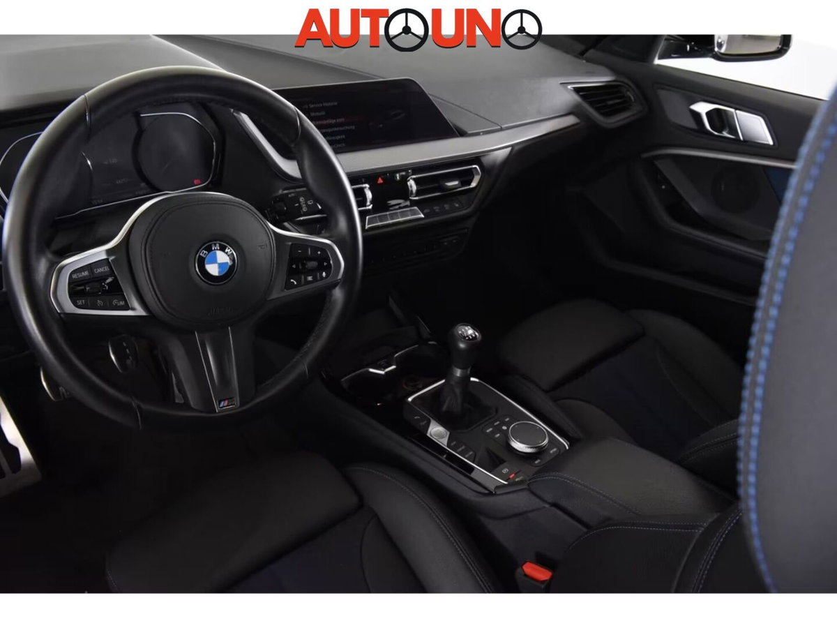 BMW Serie 1 118i 5p. Msport (4)