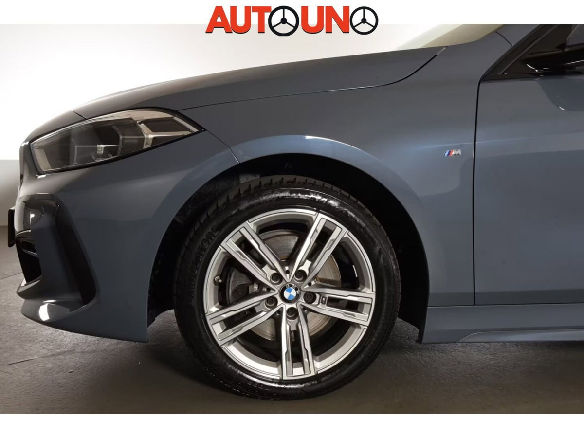 BMW Serie 1 118i 5p. Msport (6)