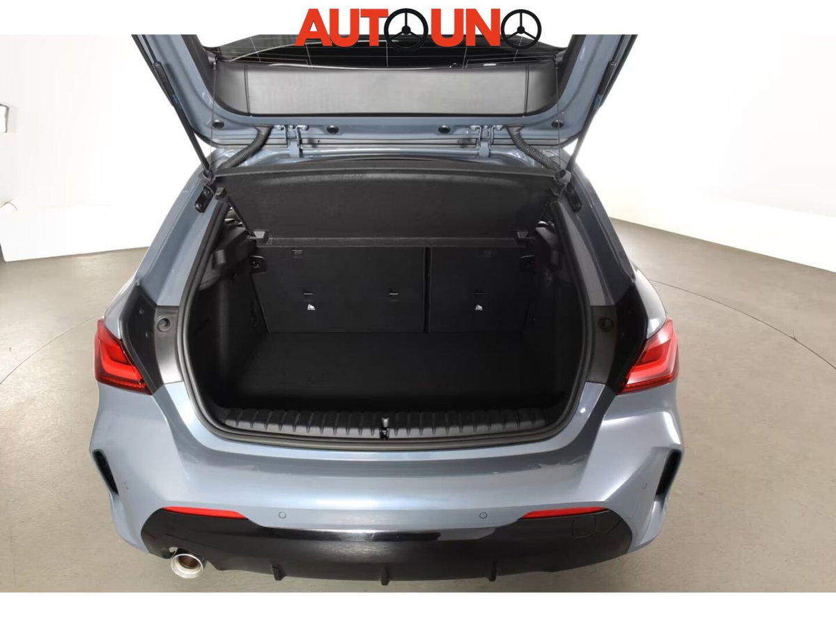BMW Serie 1 118i 5p. Msport (7)
