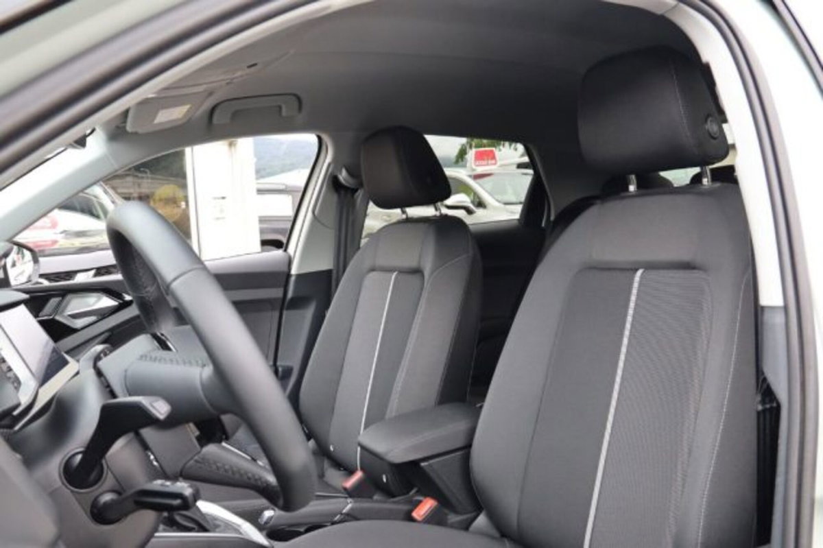 Audi A1 Sportback Sportback 25 1.0 tfsi Business (11)