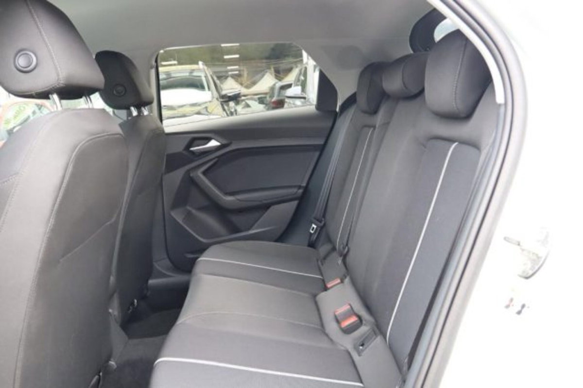 Audi A1 Sportback Sportback 25 1.0 tfsi Business (12)