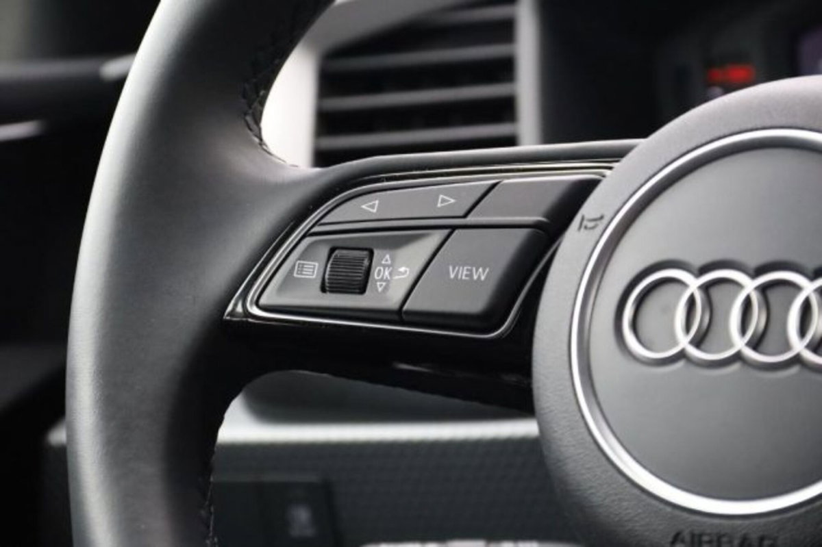 Audi A1 Sportback Sportback 25 1.0 tfsi Business (16)