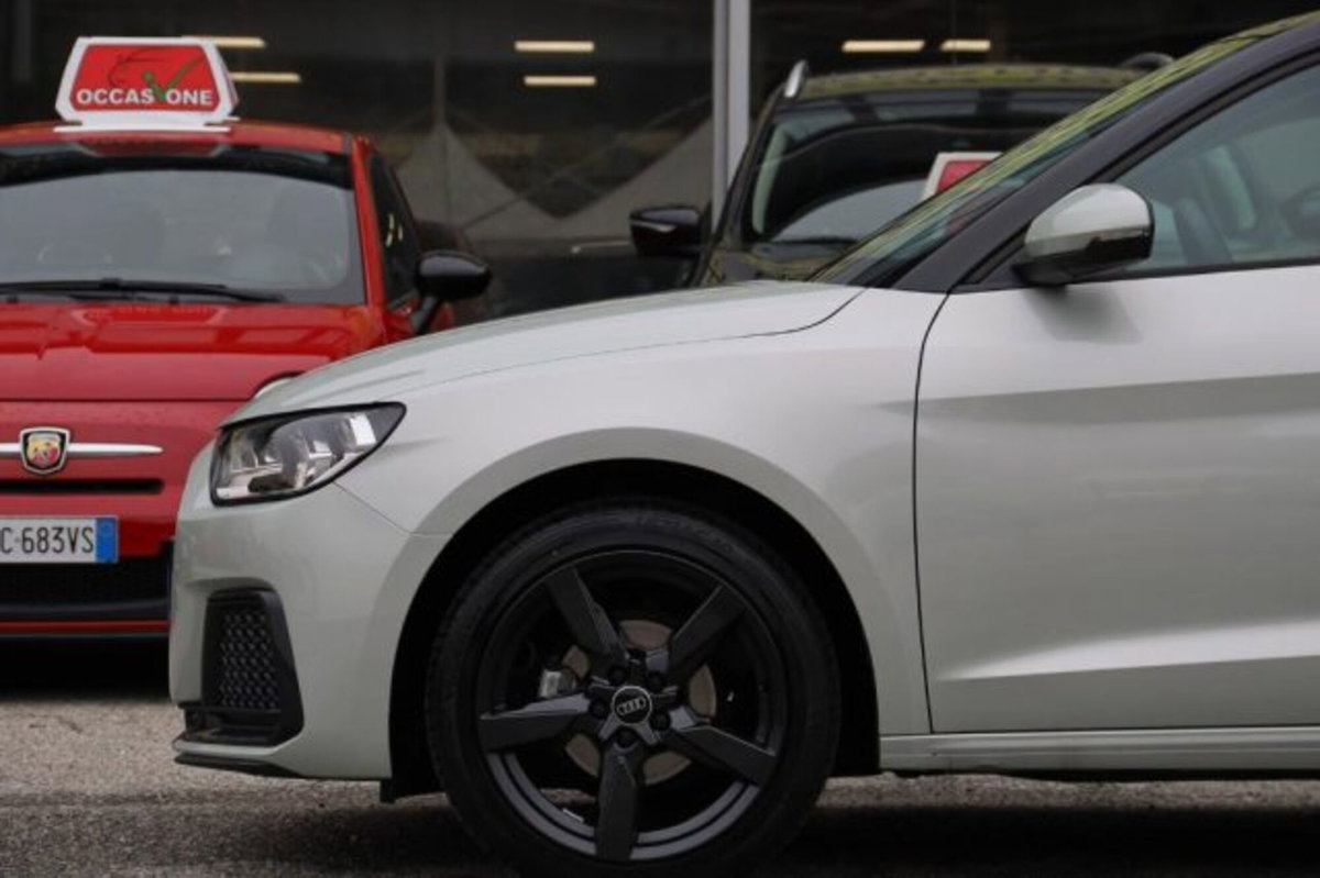 Audi A1 Sportback Sportback 25 1.0 tfsi Business (6)