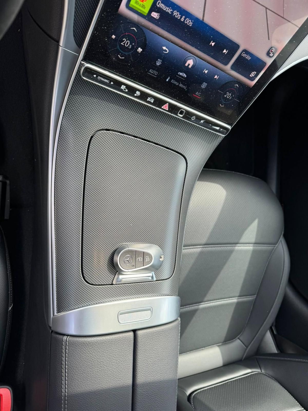 Mercedes-Benz Classe C Station Wagon 220 d mhev AMG Line Advanced Plus 4matic 197cv auto (13)