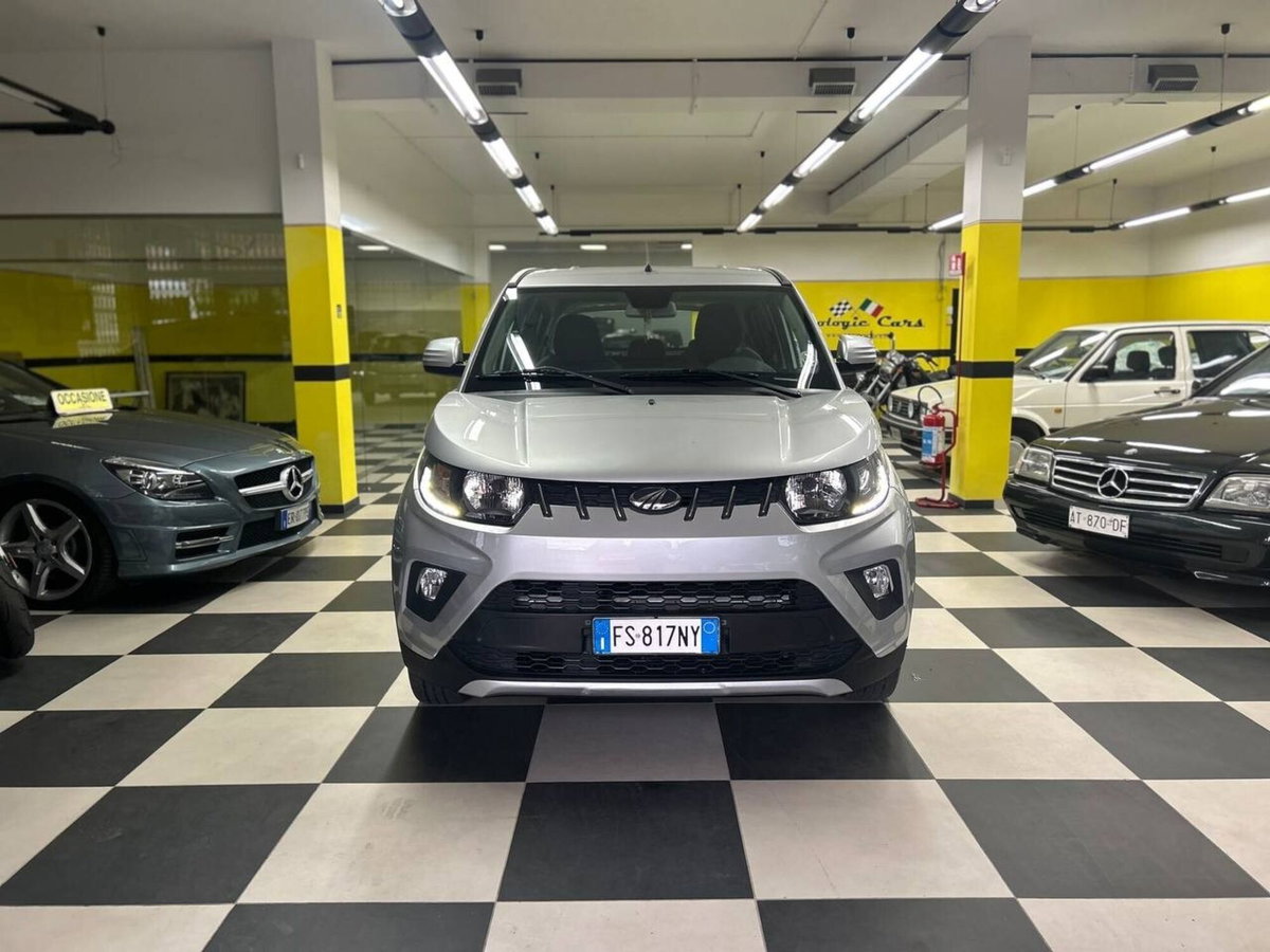 Mahindra KUV100 KUV100 1.2 VVT K8 (2)