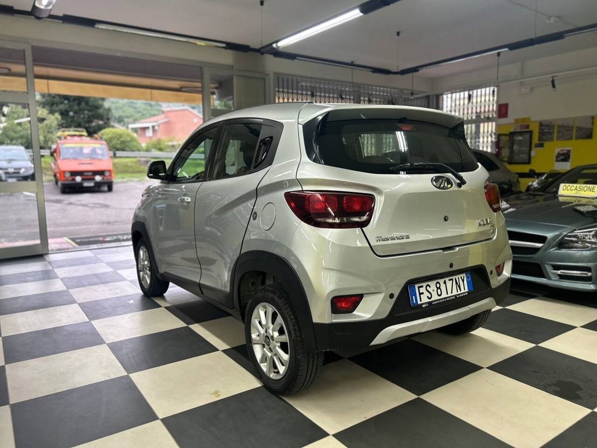 Mahindra KUV100 KUV100 1.2 VVT K8 (4)