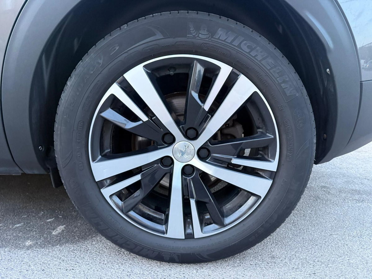 Peugeot 3008 BlueHDi 130 S&S GT Line (9)