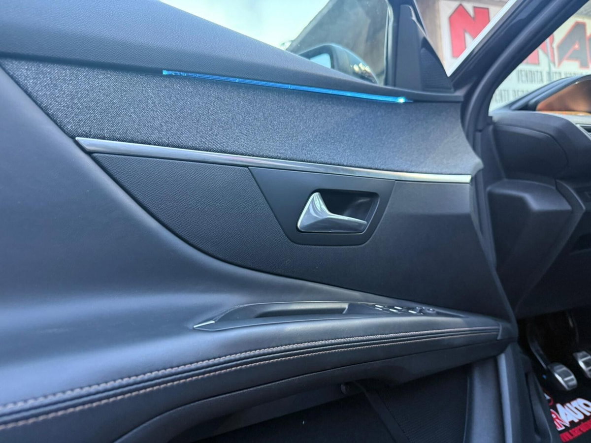 Peugeot 3008 BlueHDi 130 S&S GT Line (16)