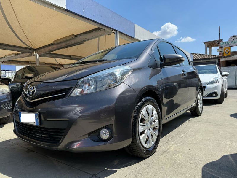 Toyota Yaris 1.0 5 porte Lounge