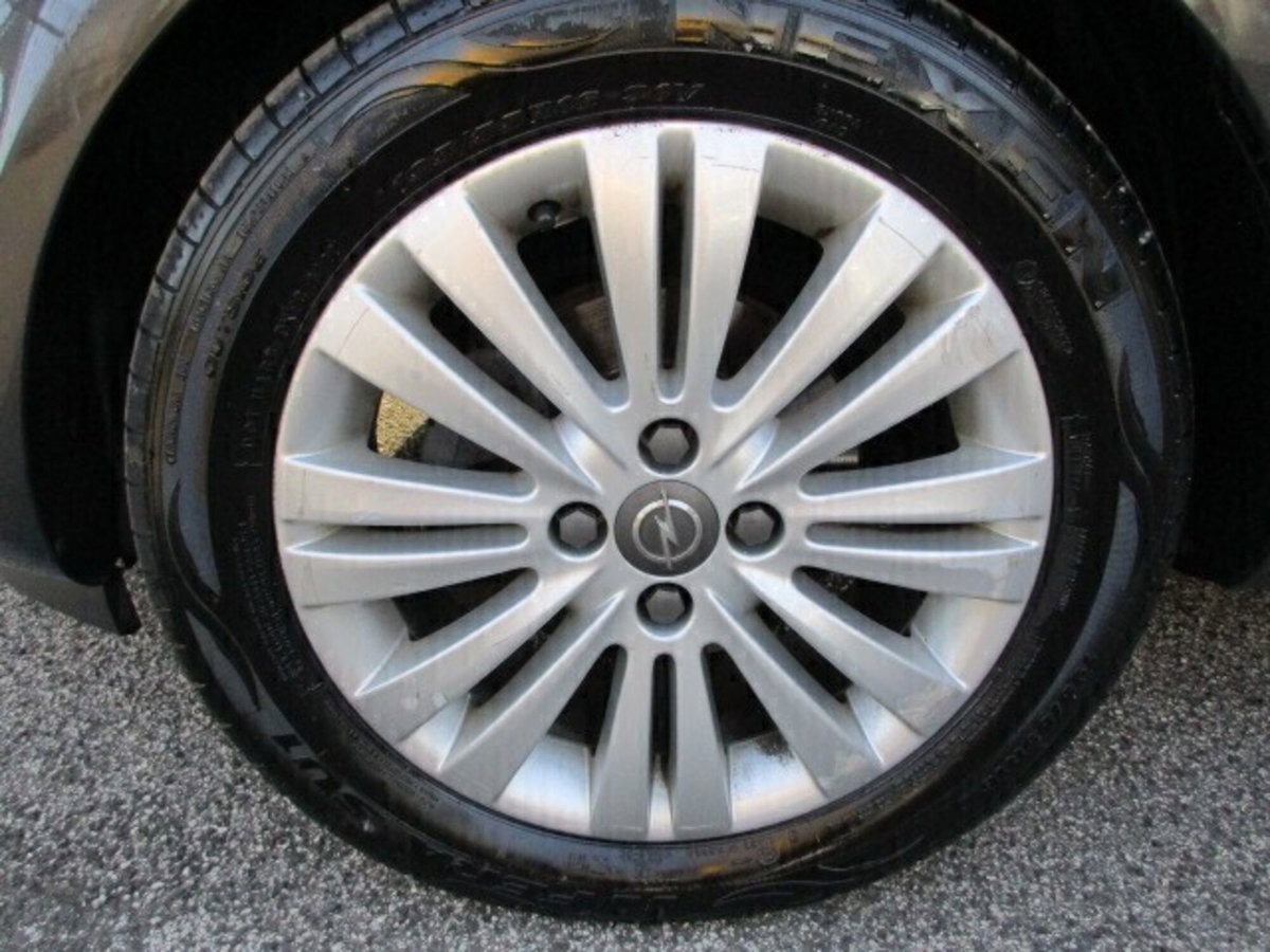 Opel Corsa 1.2 85CV 5 porte GPL-TECH Elective (10)
