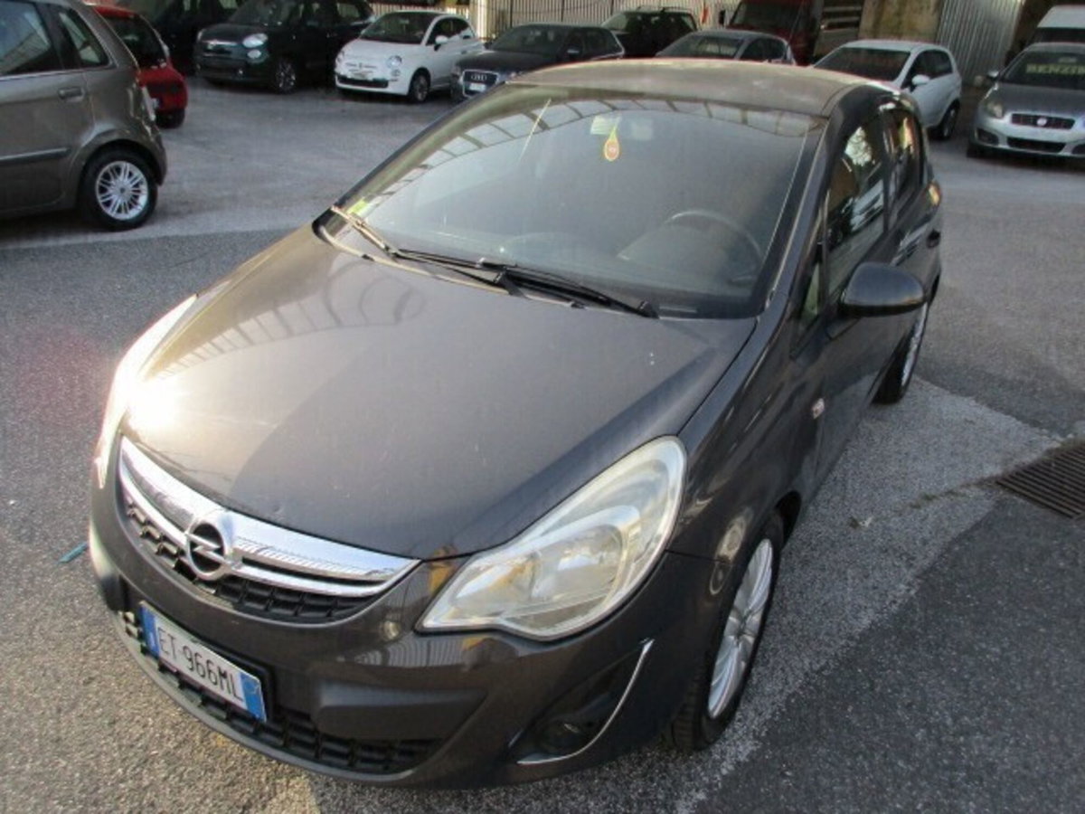 Opel Corsa 1.2 85CV 5 porte GPL-TECH Elective (2)