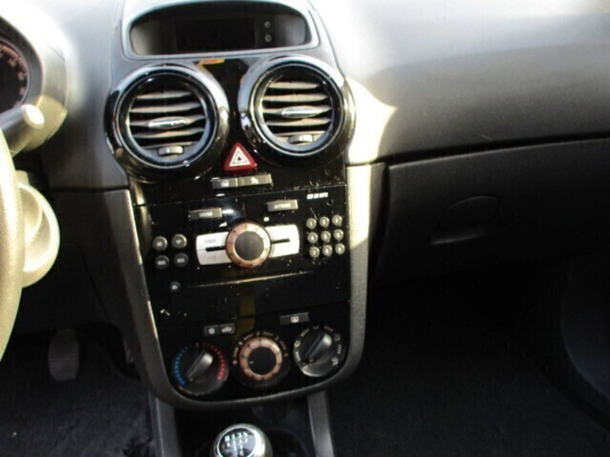 Opel Corsa 1.2 85CV 5 porte GPL-TECH Elective (5)