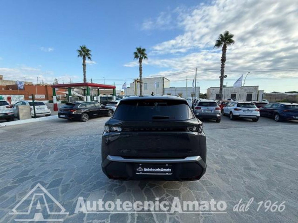 Peugeot 5008 1.6 phev Allure 225cv (195) 7p.ti e-dcs7 (18)