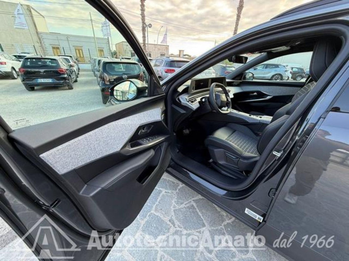 Peugeot 5008 1.6 phev Allure 225cv (195) 7p.ti e-dcs7 (6)