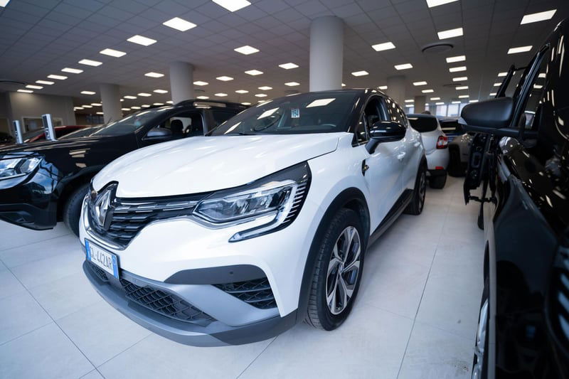 Renault Captur Full Hybrid E-Tech 145 CV RS Line