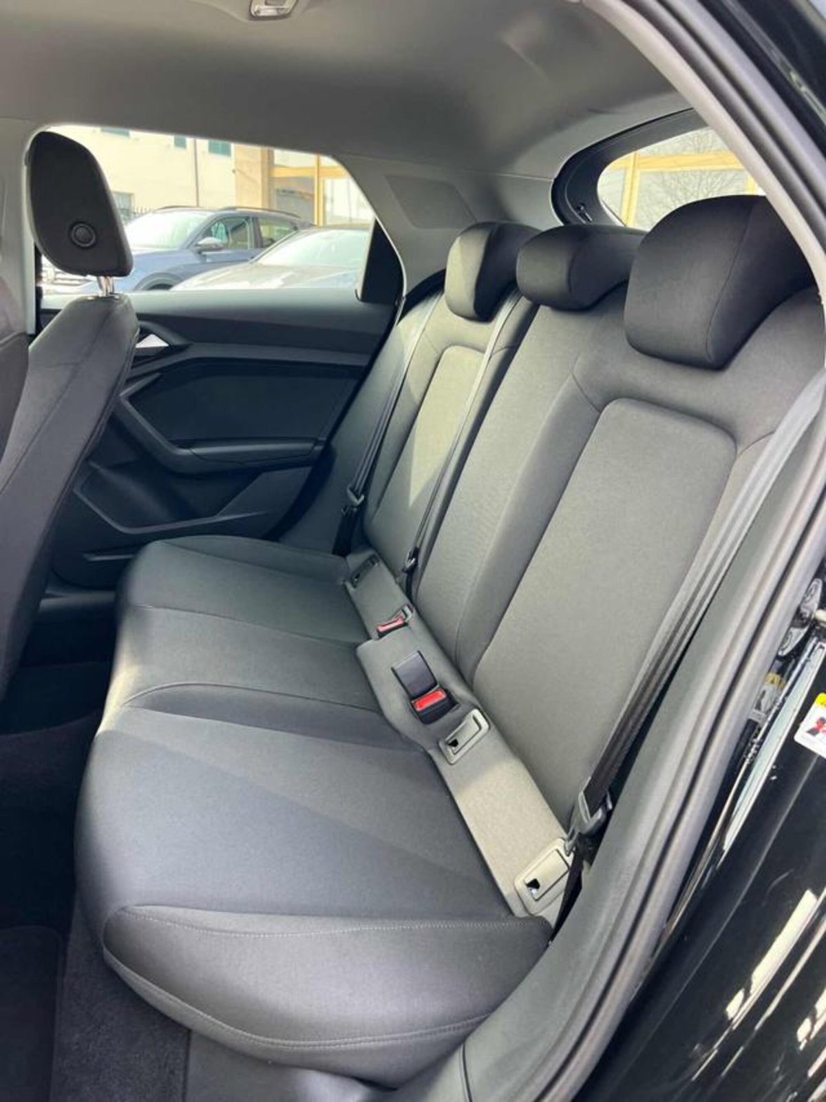 Audi A1 Sportback Sportback 25 1.0 tfsi Business (16)