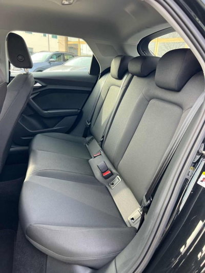 Audi A1 Sportback Sportback 25 1.0 tfsi Business (16)