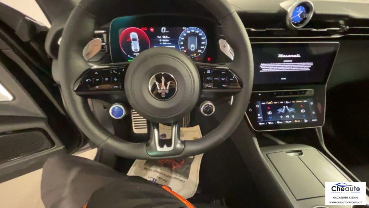 Maserati Grecale 2.0 MHEV 300 CV GT PrimaSerie (7)
