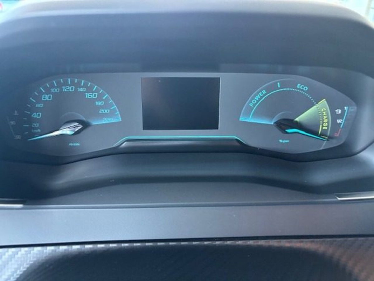 Peugeot 208 1.2 hybrid Active 100cv e-dcs 6 (12)