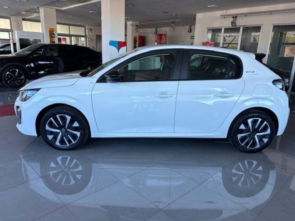 Peugeot 208 1.2 hybrid Active 100cv e-dcs 6 (3)
