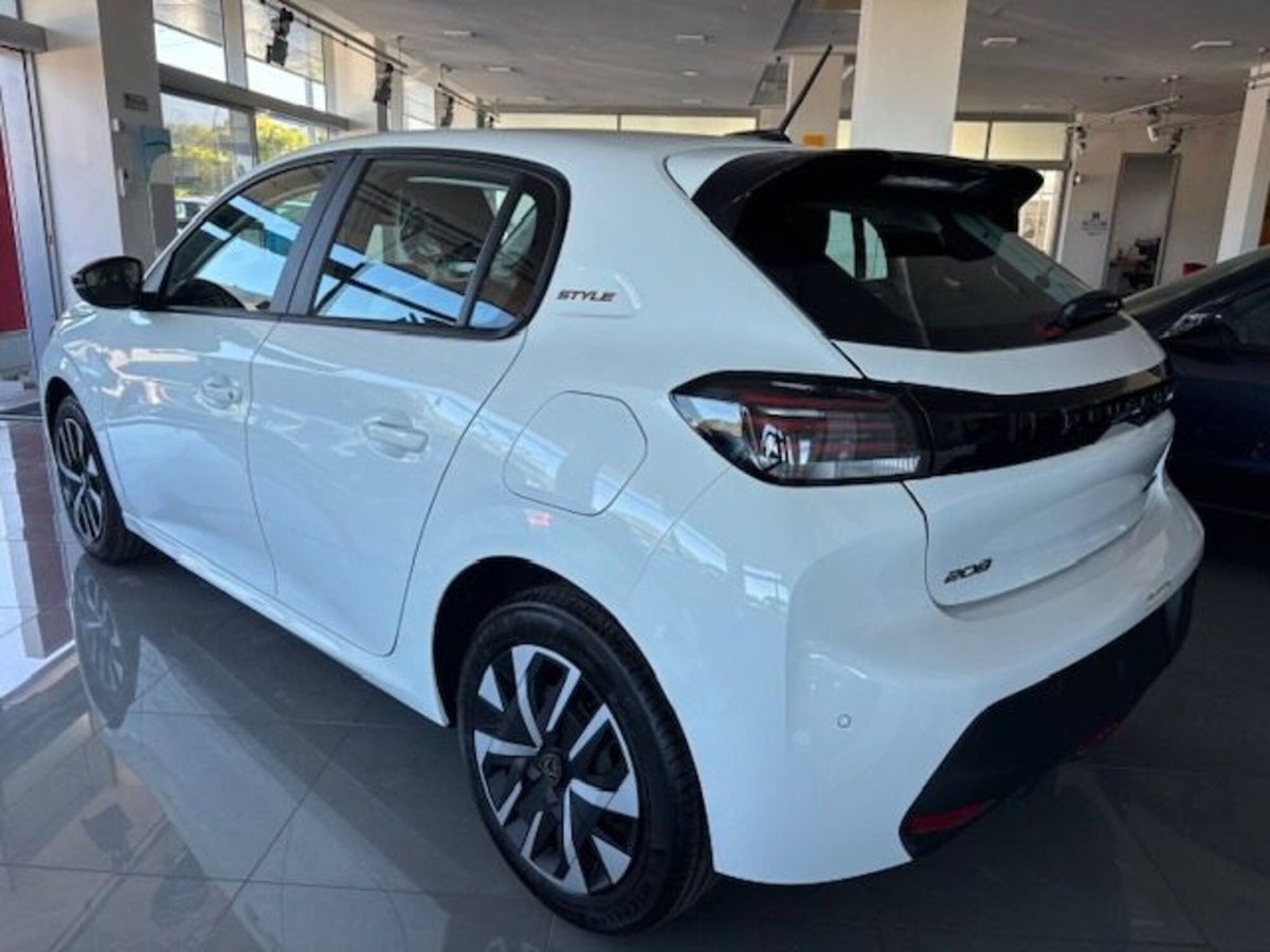 Peugeot 208 1.2 hybrid Active 100cv e-dcs 6 (4)