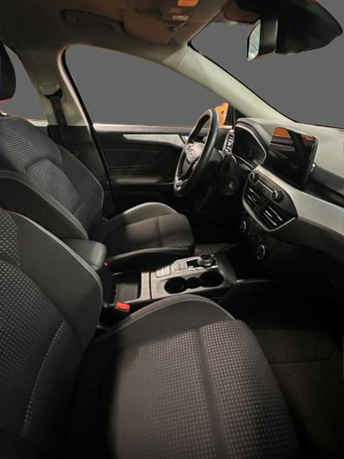 Ford Focus Station Wagon 1.5 EcoBlue 120 CV automatico SW Business Co-Pilot (2)