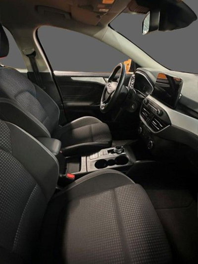 Ford Focus Station Wagon 1.5 EcoBlue 120 CV automatico SW Business Co-Pilot (2)