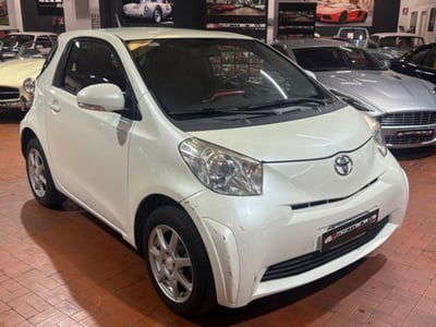 Toyota iQ 1.0 CVT Sol usata