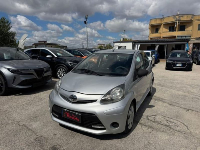 Toyota Aygo 1.0 12V VVT-i 5 porte Active Connect