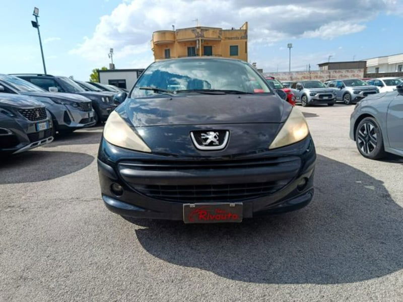Peugeot 207 HDi 70CV 5p. XT