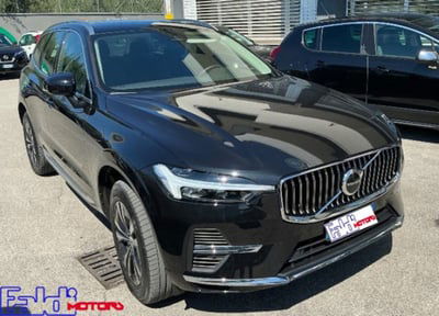 Volvo XC60 T6 Recharge AWD Plug-in Hybrid automatico Core usata