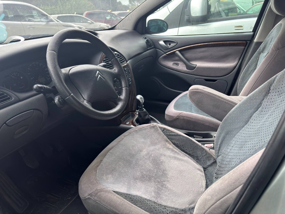 Citroen C5 2.2 HDi cat Exclusive (11)
