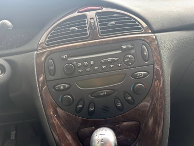 Citroen C5 2.2 HDi cat Exclusive (13)