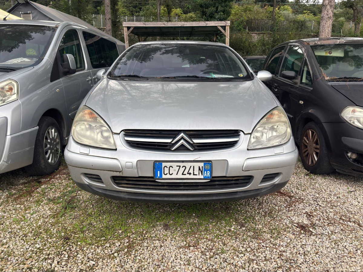 Citroen C5 2.2 HDi cat Exclusive (2)