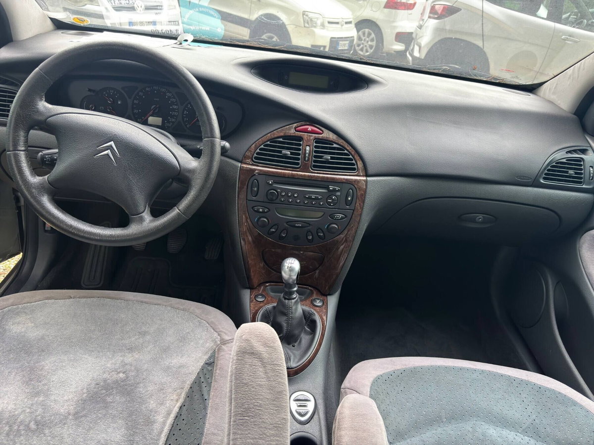 Citroen C5 2.2 HDi cat Exclusive (8)