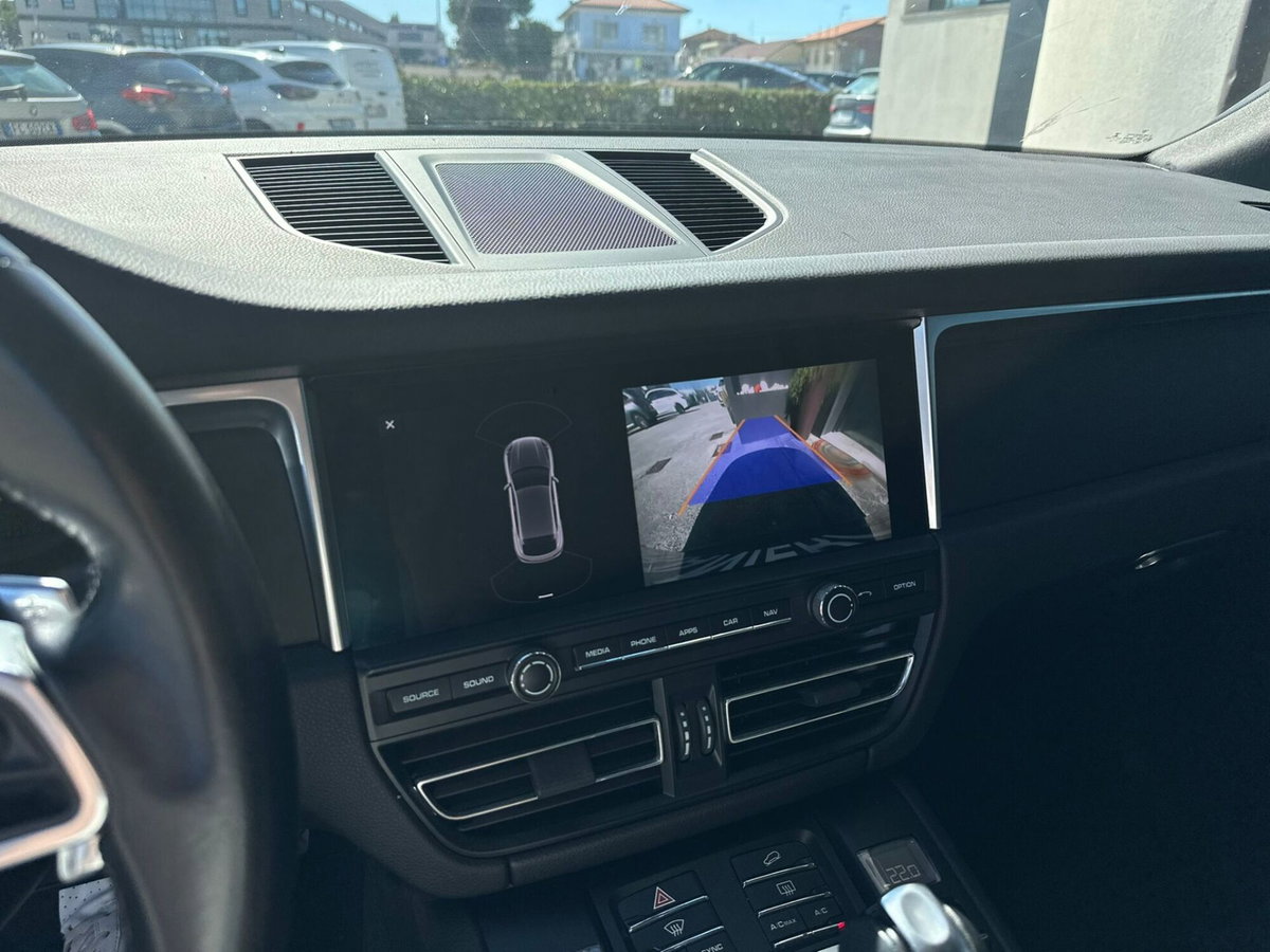 Porsche Macan 2.0 (11)