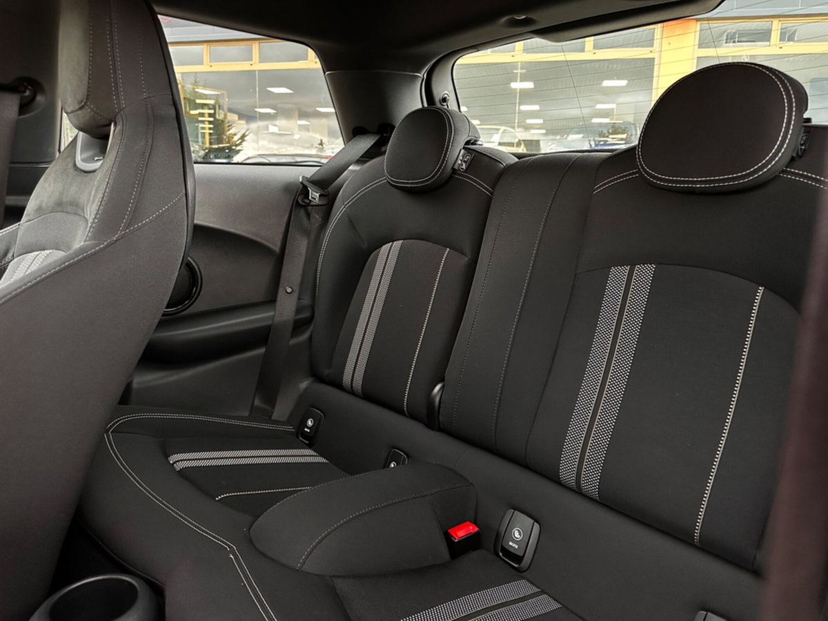 MINI Mini 2.0 John Cooper Works (17)