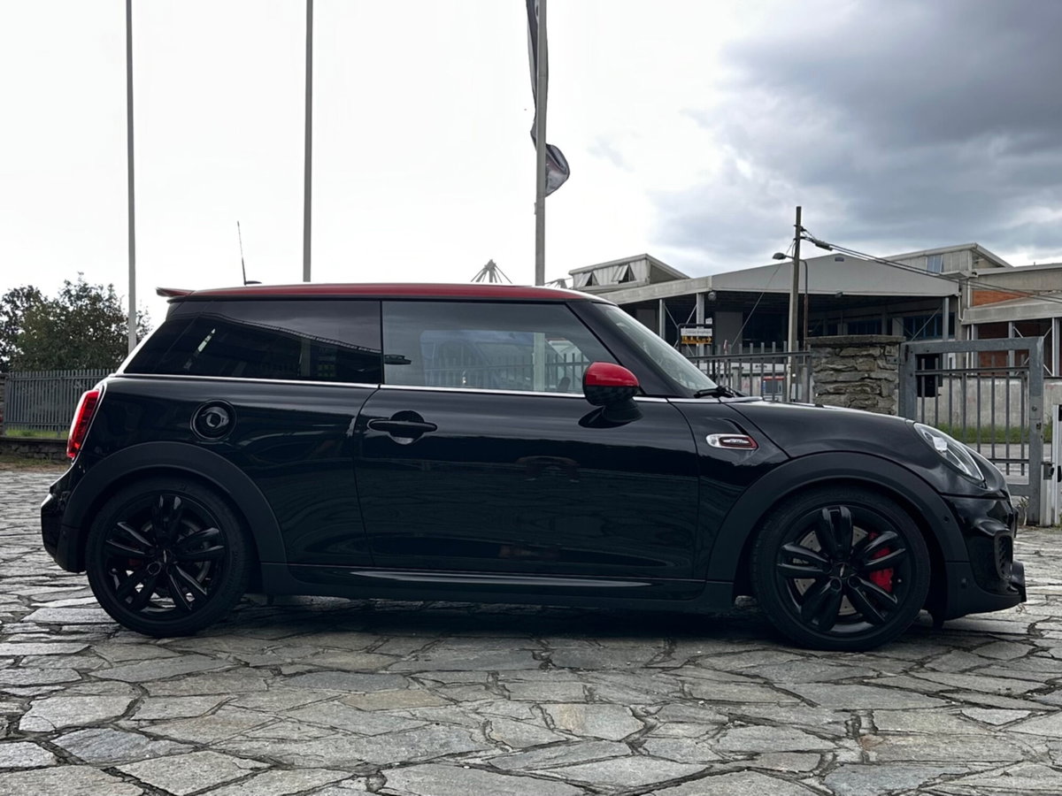 MINI Mini 2.0 John Cooper Works (4)