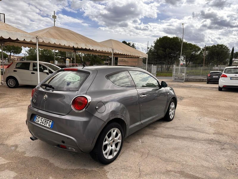 Alfa Romeo MiTo 1.6 JTDm-2 S&S Distinctive Sport Pack