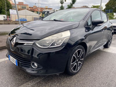 Renault Clio 1.2 75CV 5 porte Live usata
