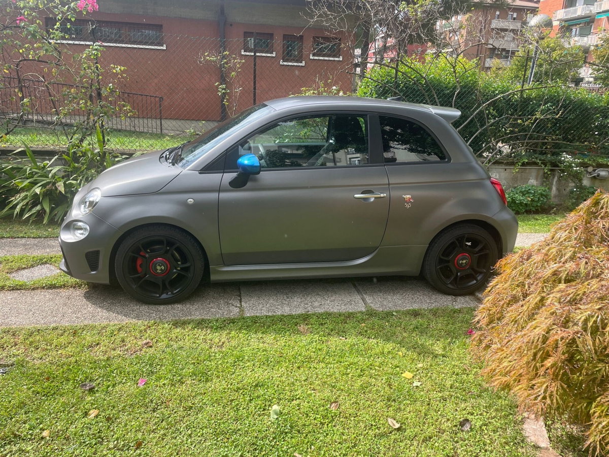 Abarth 595 595 1.4 Turbo T-Jet 165 CV (8)