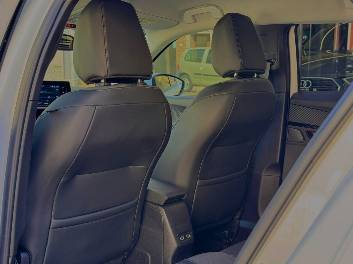 Peugeot 2008 BlueHDi 130 S&S EAT8 Allure Pack (17)