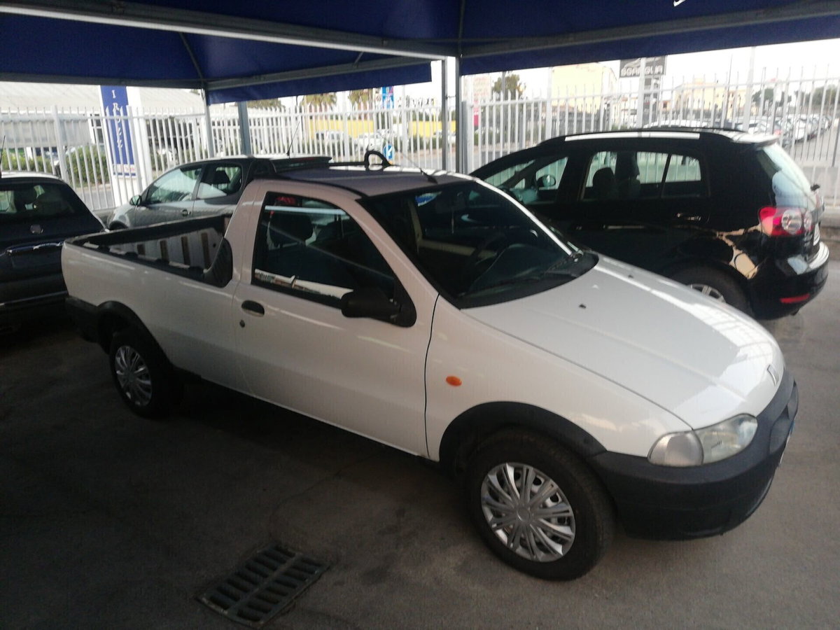 Fiat Strada 1.9 diesel Pick-up (2)