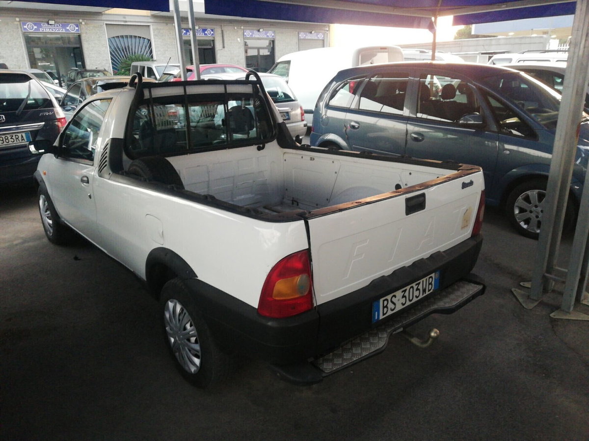 Fiat Strada 1.9 diesel Pick-up (4)