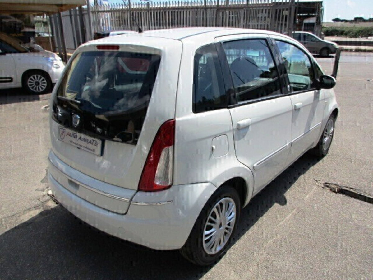 Lancia Musa 1.4 Oro Ecochic GPL (6)
