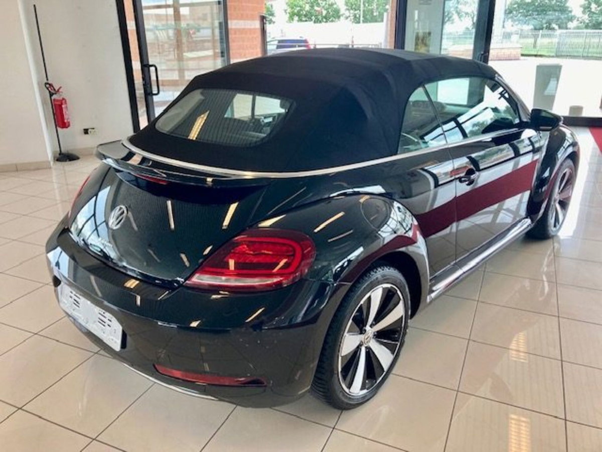 Volkswagen Maggiolino Cabrio 1.2 TSI Design (4)