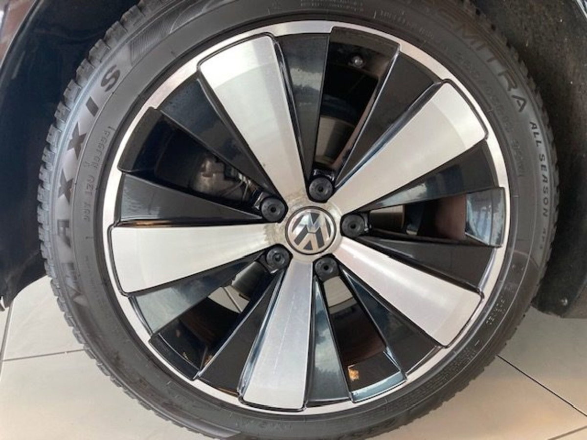 Volkswagen Maggiolino Cabrio 1.2 TSI Design (9)