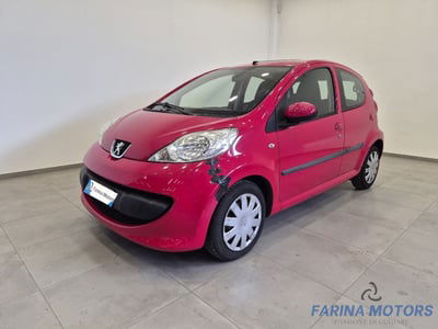 Peugeot 107 68CV 5p. Desir usata